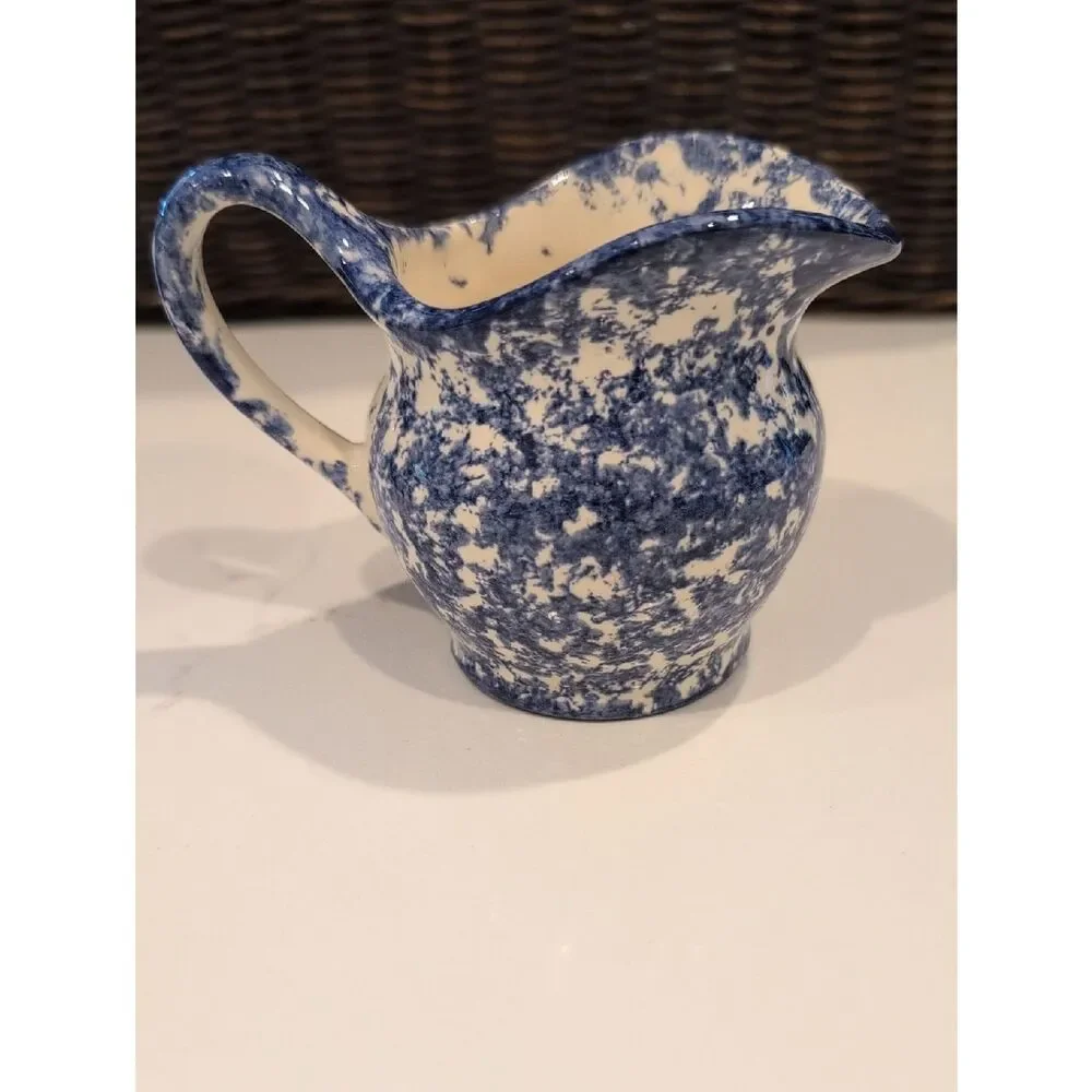 Molly Davis charming vintage